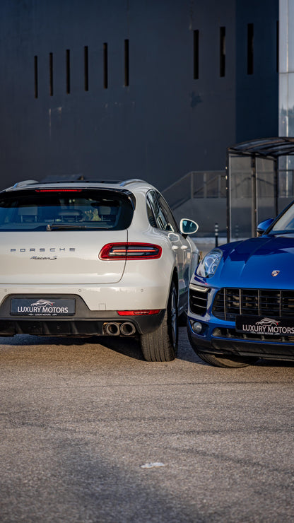 2015 Porsche Macan S ( Company Source /
Full Service History Available)
